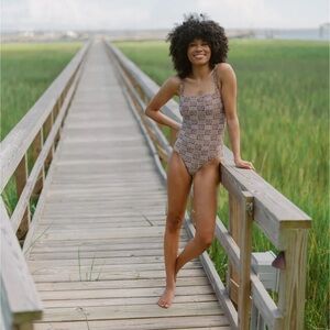 MINNOW Women's Checker Tree Print Low Back Compression Fit One-Piece, Brown